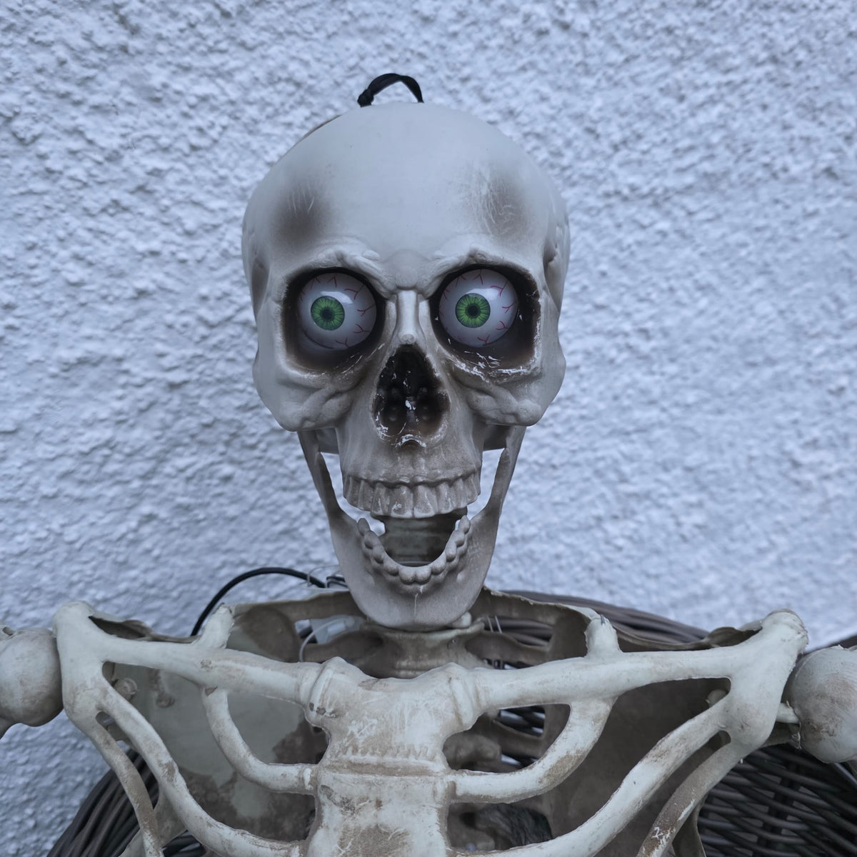 Animatronic Skelett Joe – Der unheimliche Beobachter