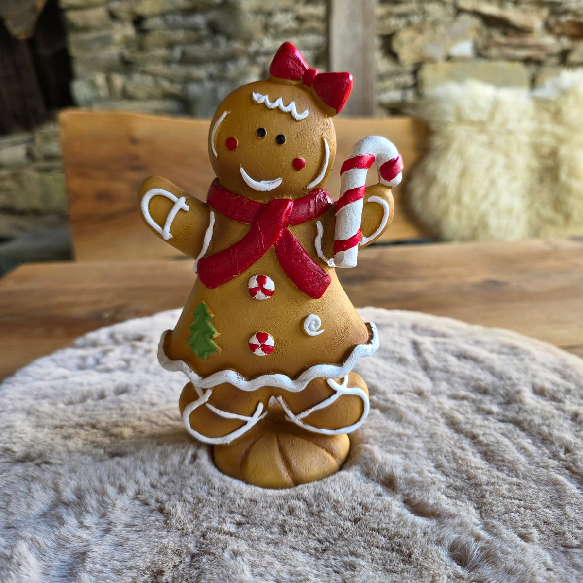 Lebkuchenfigur „Tina“ mit Zuckerstange