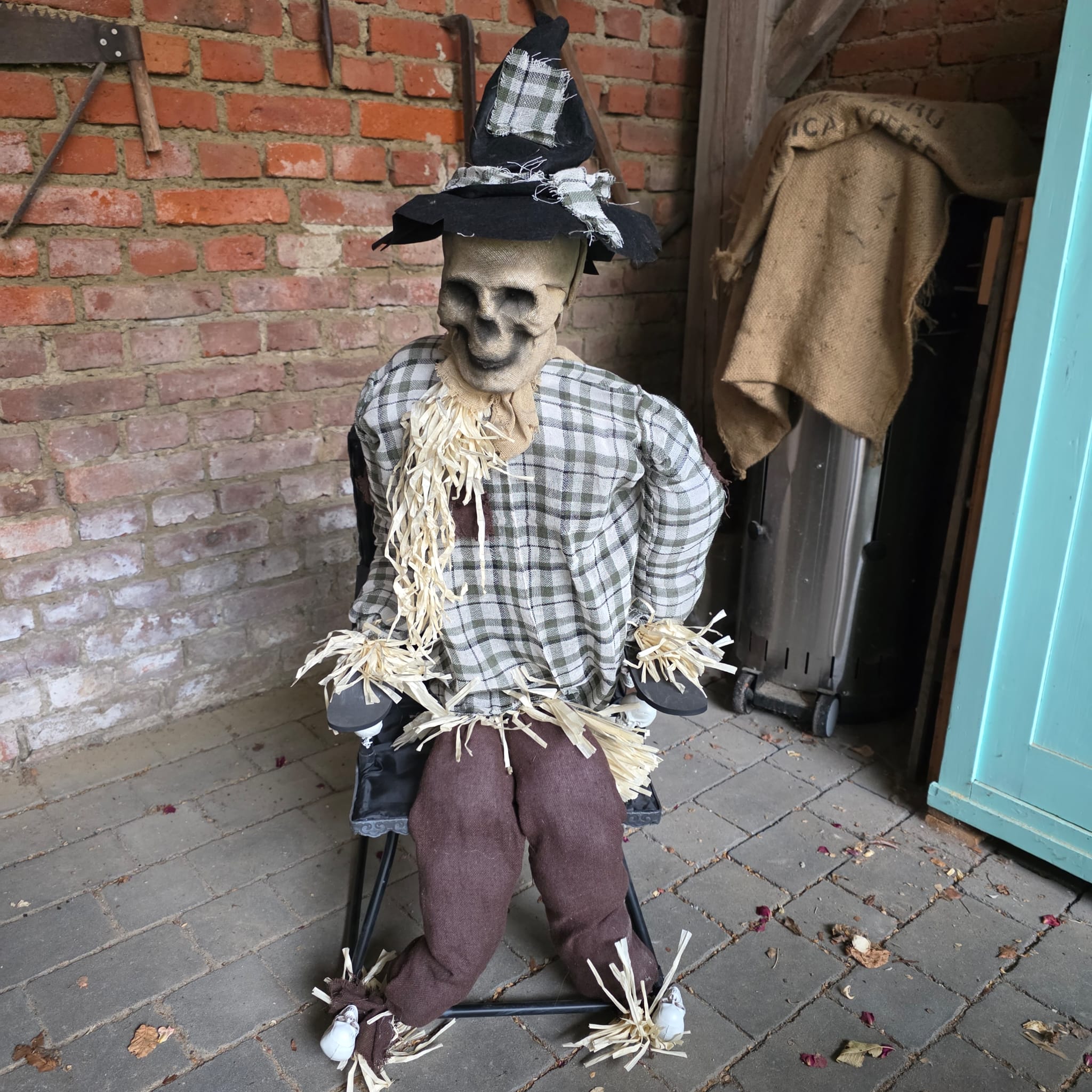 Haunted Vogelscheuche " Schaukel Schorsch "auf Schaukelstuhl – Animatronic 120 cm