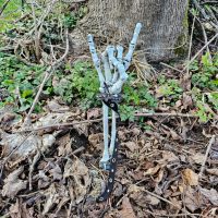 Skelett Gartenstecker Arm Hard'n' Heavy
