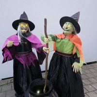 Halloweenfigur 2 Hexen mit Kochtopf